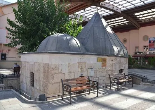 Söylemez Baba Türbesi