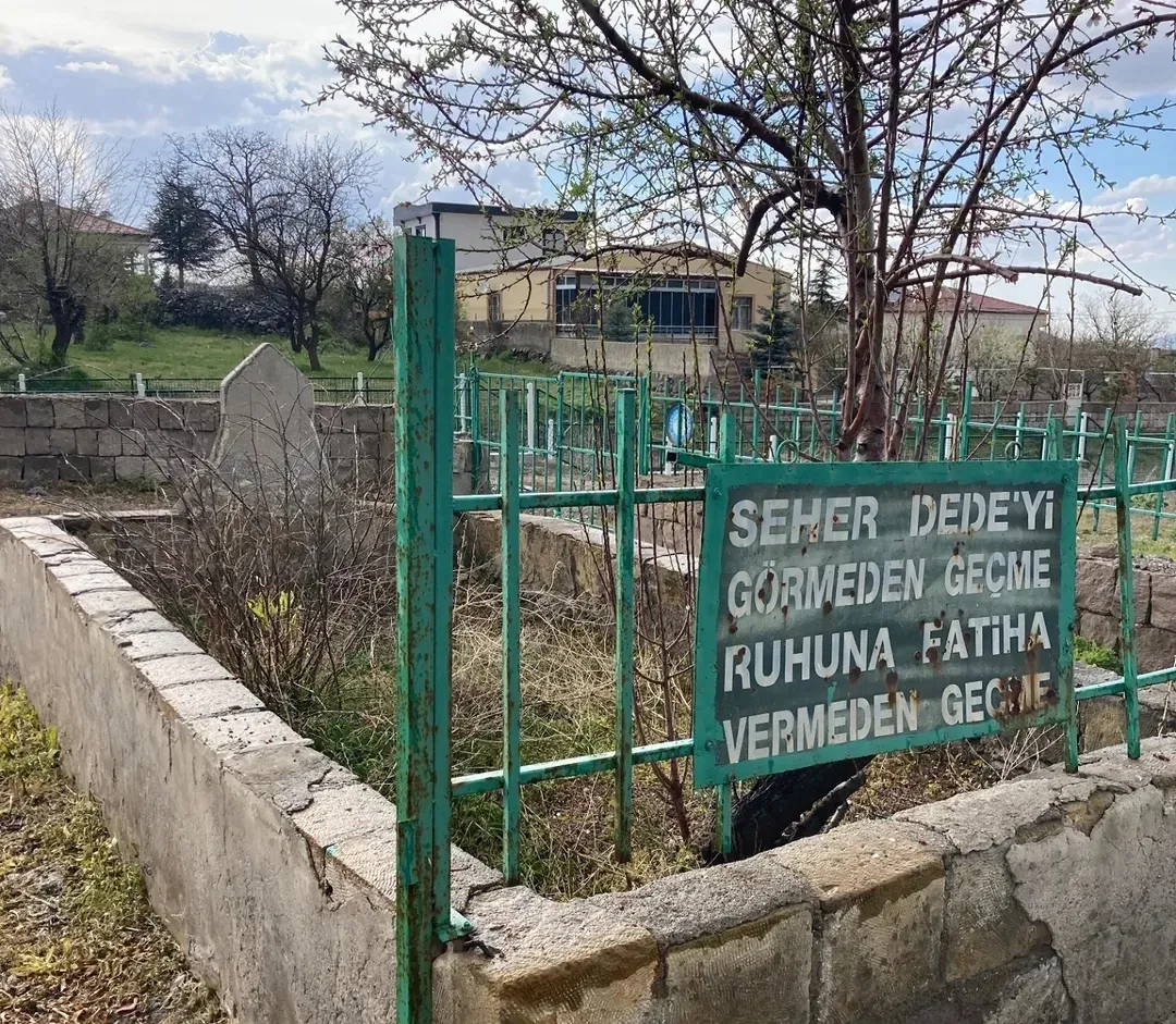 Seher Dede Mezarı