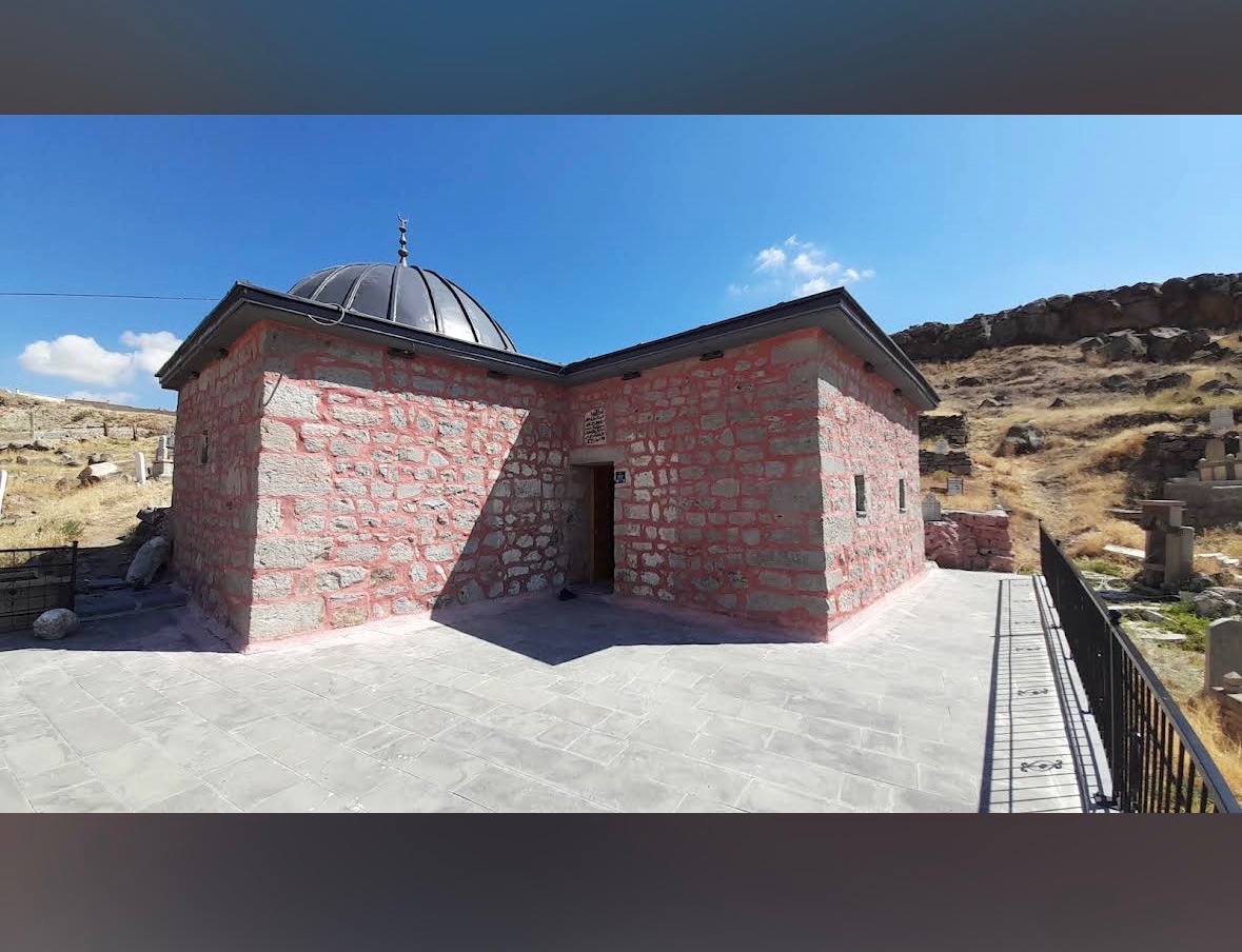 Epçe Sultan Turbesi