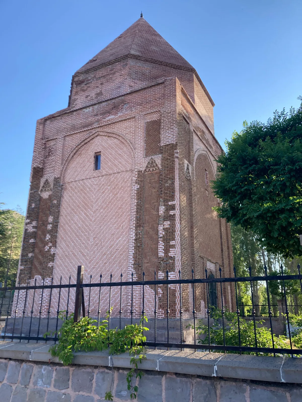 Melikgazi Turbesi